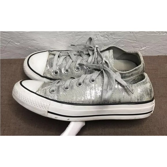 Converse Chuck Taylor Women's Low Top Sneaker Silver Metallic Canvas Size 6 - Picture 3 of 14